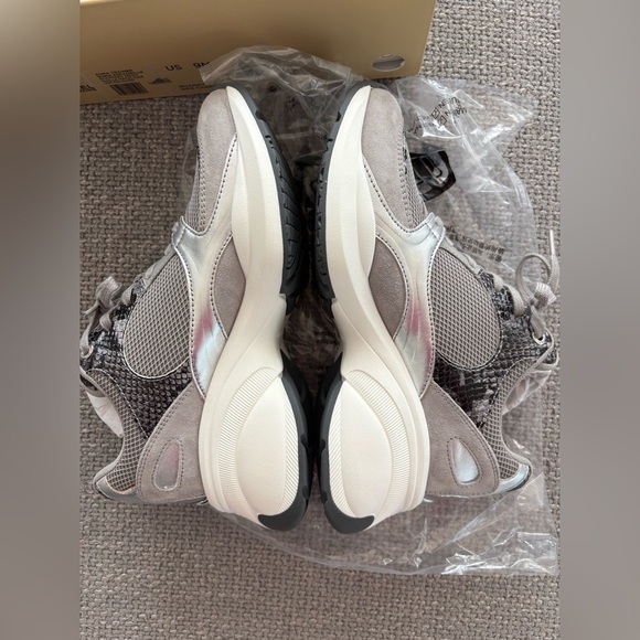 Michael Kors Zuma Snake Embossed Leather Trainer Sneakers Size9( NOT OUTLET ) - Picture 13 of 16